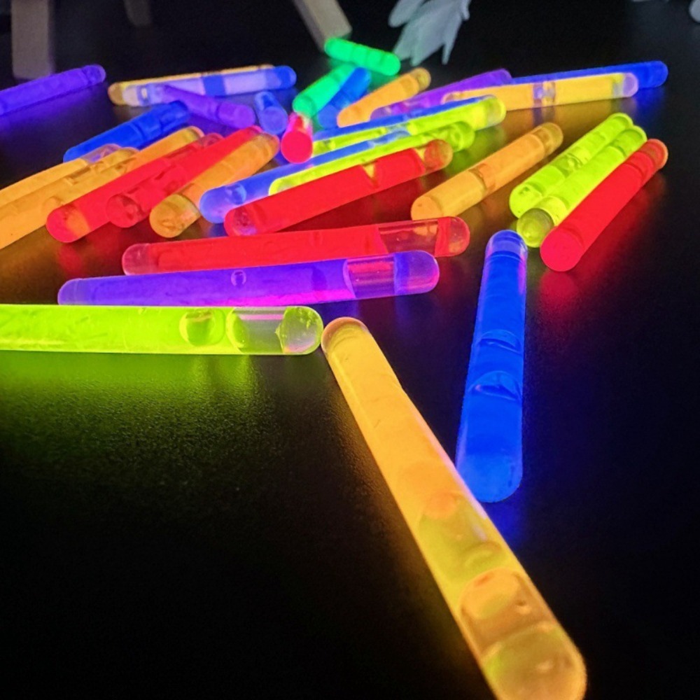 50/100pcs Glowing Sticks Brigh - огляд і ціна Glow In The Dark Party Glasses